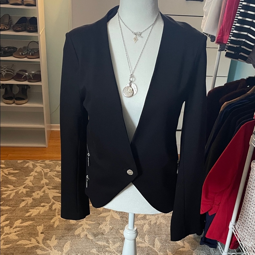 Love Tree Classic Black Blazer